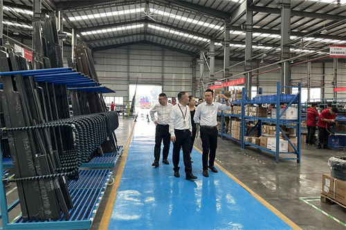 摩根集团领导莅临轩尼斯门窗参观交流，深化技术合作